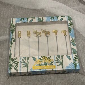 Lilly Pulitzer Set of 6 Appetizer / Cocktail Picks Palm Pineapple Elephant New